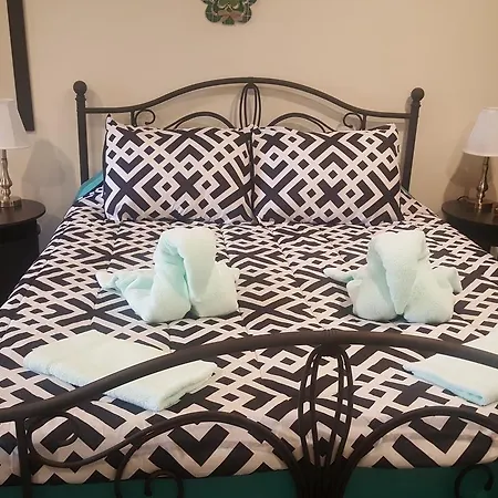 Natalie House Bed & Breakfast 3*