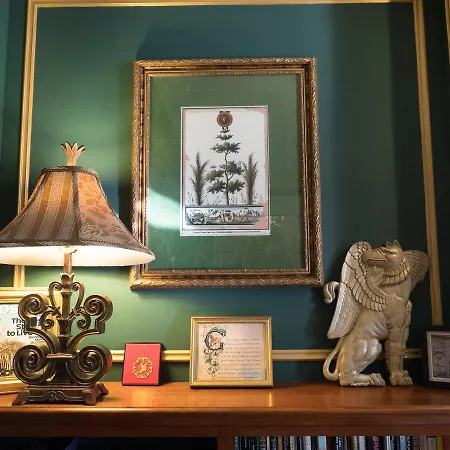 Bed & Breakfast The Gryphon House