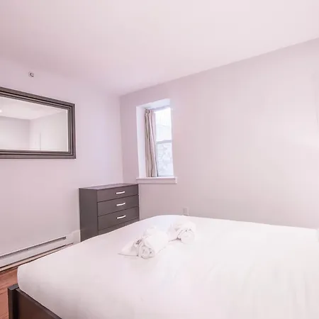 One-bedroom On Warrenton Street Apt 2 Apartment