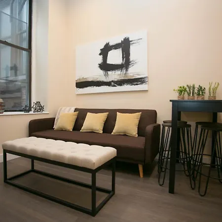 Apartment One-bedroom On Arch Street Apt 2d