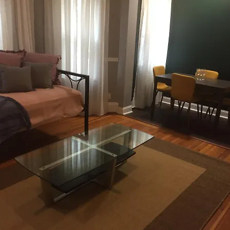 Hilltop Guest house Boston