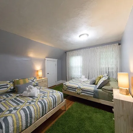 Hilltop Guest house *