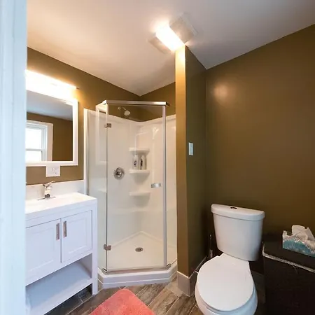 Hilltop Guest house Boston