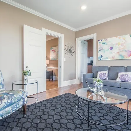 Aparthotel One-bedroom On Bay State Road Apt 3r *