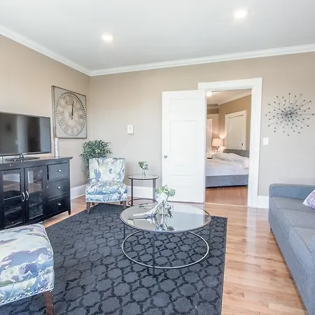 One-bedroom On Bay State Road Apt 3r