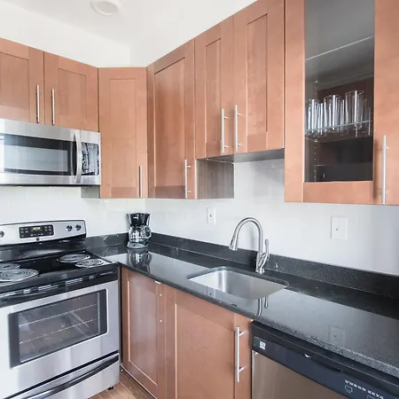 Aparthotel One-bedroom On Bay State Road Apt 3r Boston