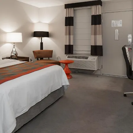 Ramada By Wyndham 3*