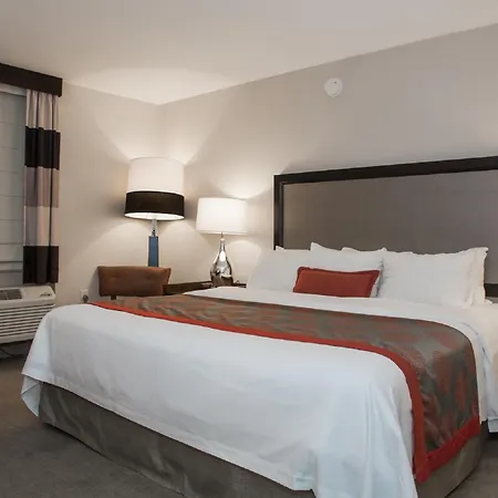 Hotel Ramada By Wyndham 3*
