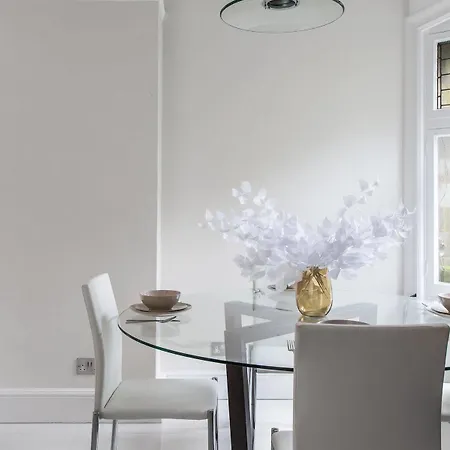 Knightsbridge By Onefinestay 3* Boston