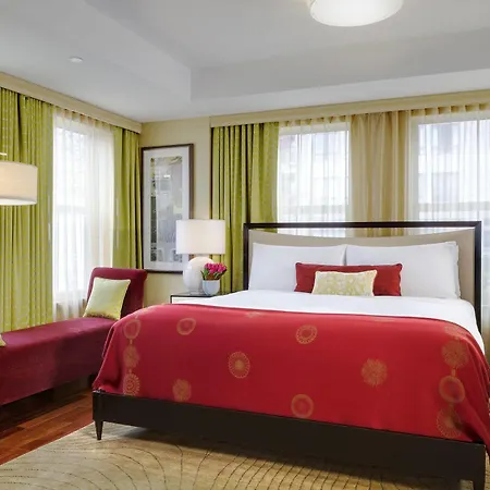 Battery Wharf Hotel, Waterfront 4*