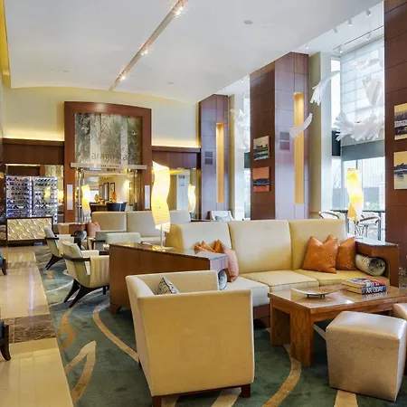 Battery Wharf Hotel, Waterfront