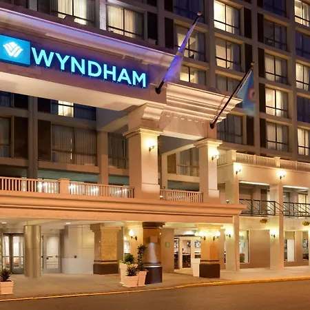Hotel Wyndham Beacon Hill 4*