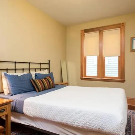 Apartment Mayhew At Upham's Corner Apts Boston