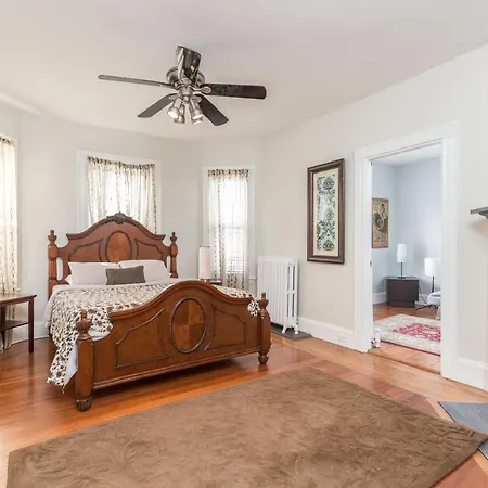 Shawmut In Ashmont Village *