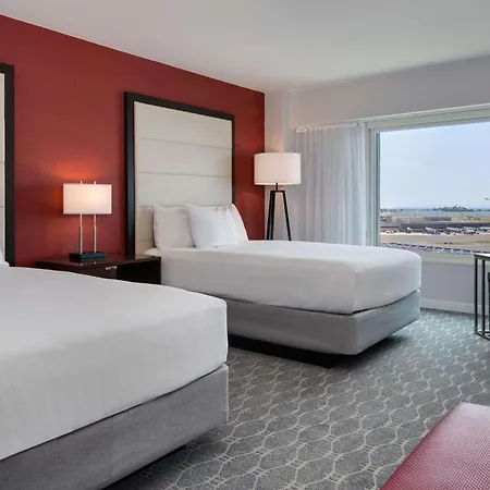 Hotel Hyatt Regency Harbor 4*