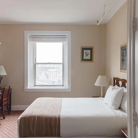Buckminster 3* Boston
