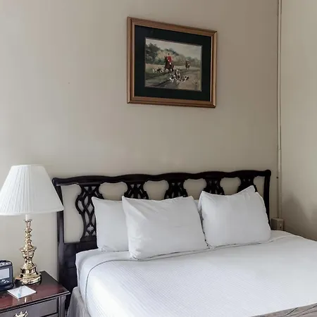 Buckminster Hotel
