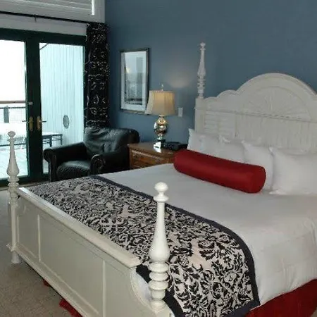 Yacht Haven Boston