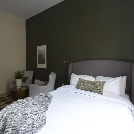 Studio On Arch Street Apt 2e Apartment *
