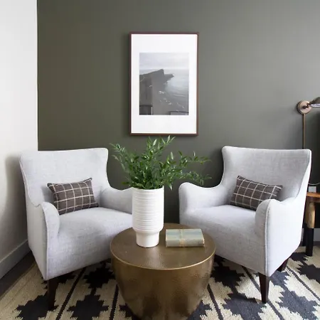 Studio On Arch Street Apt 2e Apartment *