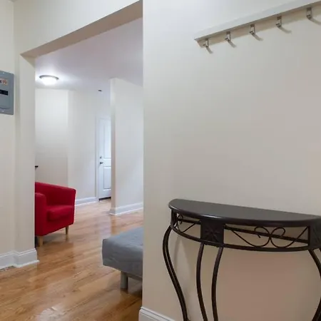 Apartment Stunning 2 Bedroom By University With Parking