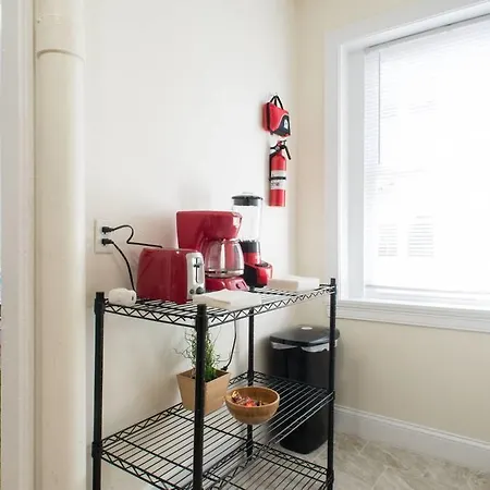 Gorgeous 2 Bedroom By University And Private Parking Boston