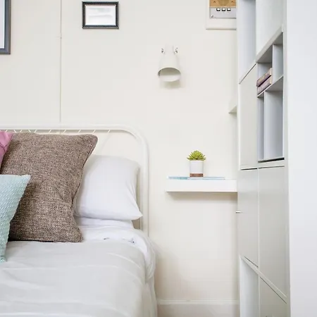 Modern Back Bay Suites By Sonder