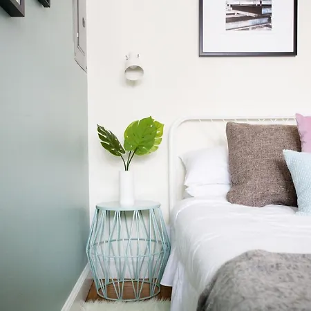 Modern Back Bay Suites By Sonder 3*