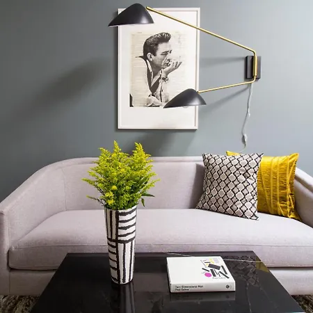 Studio On Arch Street Apt 5b Apartment *