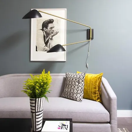 Studio On Arch Street Apt 5b Boston