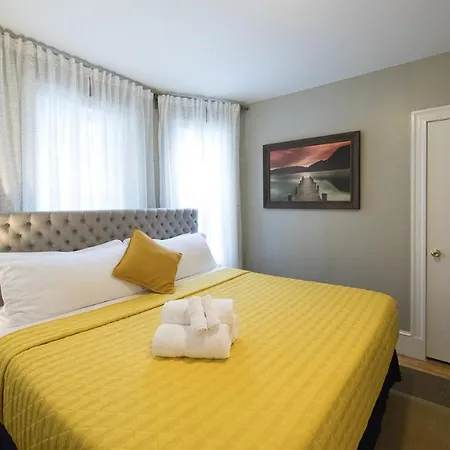 Villa Boston Boston