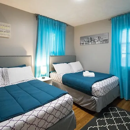 Villa Boston Guest house *