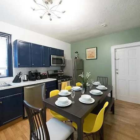 Guest house Villa Boston Boston
