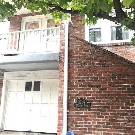 Natalie House Bed & Breakfast