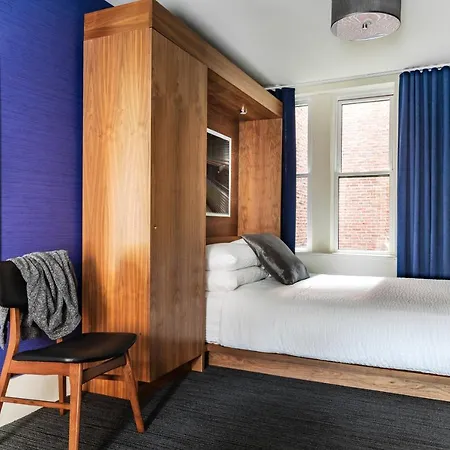 Ivy Common Hotel