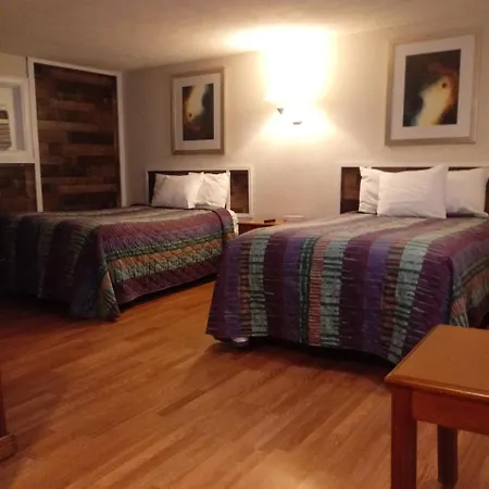 Motel Town Line