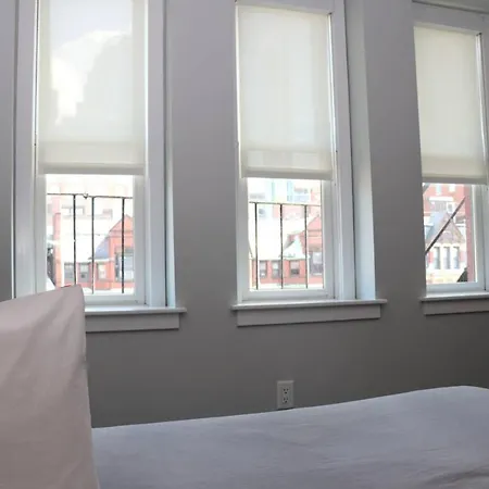 Stylish On Newbury St, Is Boston! #12 Apartment