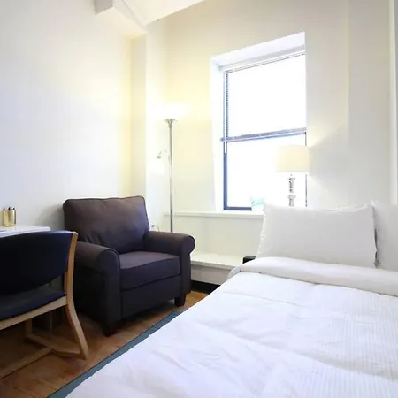Temple Place 6th Floor Apartment *