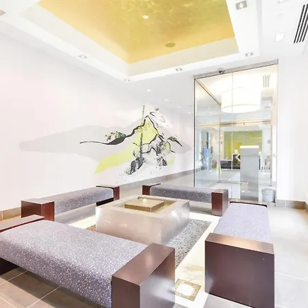 Global Luxury At Garden Apartment *
