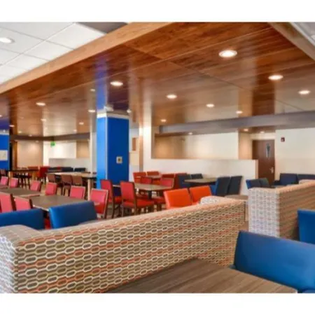 Hotel Express By Ihg