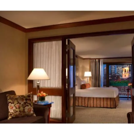 Hotel The Bostonian