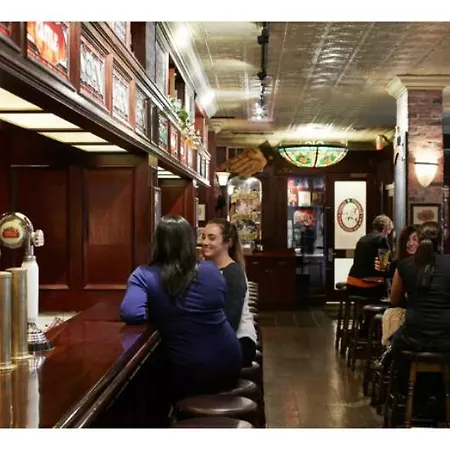 Club Quarters Faneuil Hall, Boston