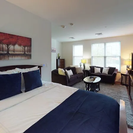 Apartment Evolve East