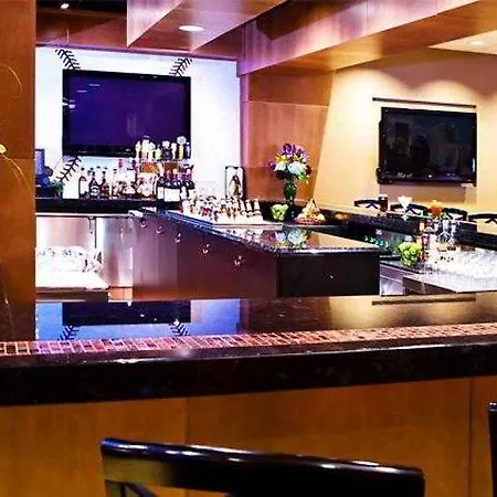 Hotel Courtyard By Marriott Logan Airport Boston