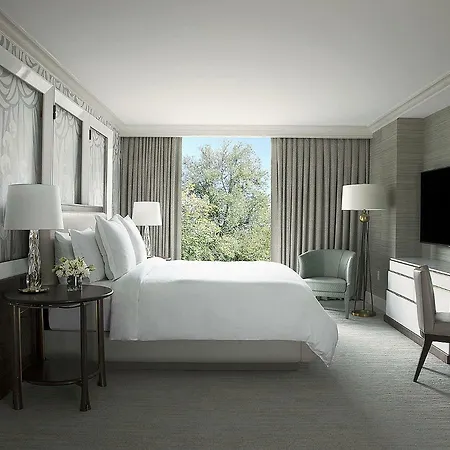Four Seasons 5* Boston