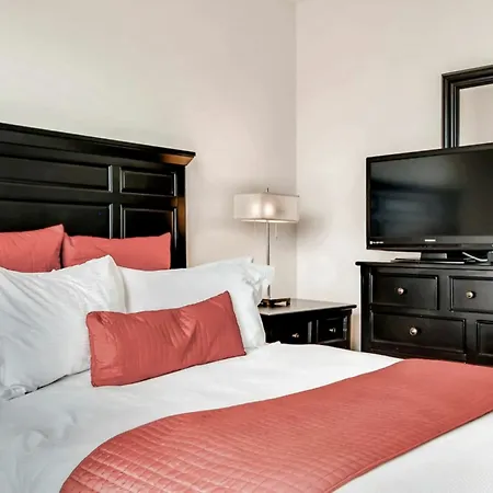 Global Luxury At Kenmore Square Apartment Boston
