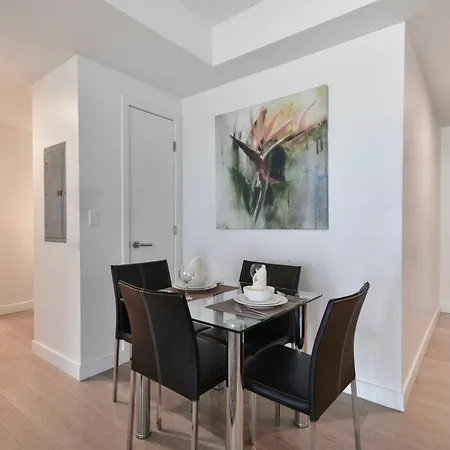 Global Luxury At Kenmore Square Apartment Boston