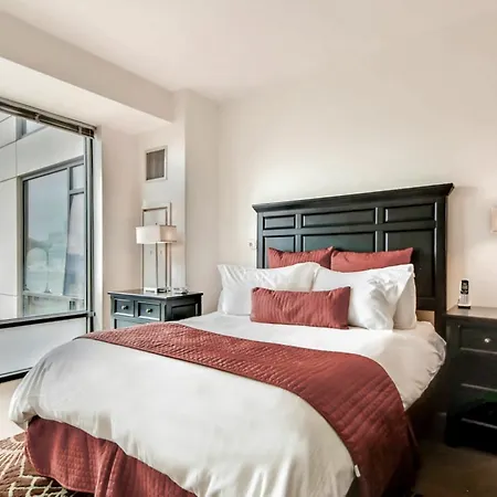 Global Luxury At Kenmore Square Apartment Boston