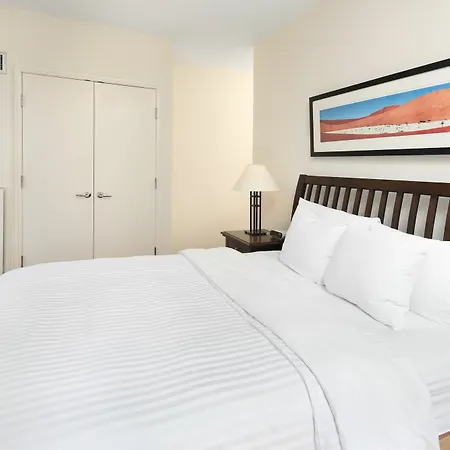 Oakwood At One India Street Apartment