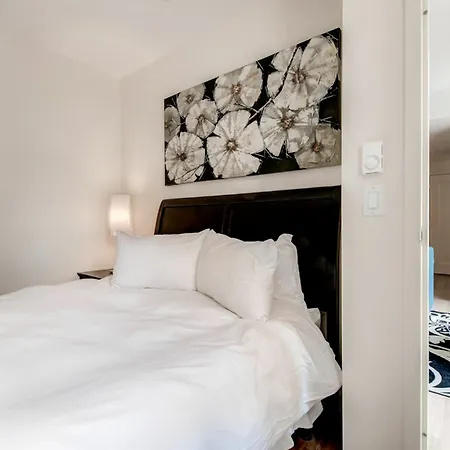 Apartment Global Luxury At Bay Village